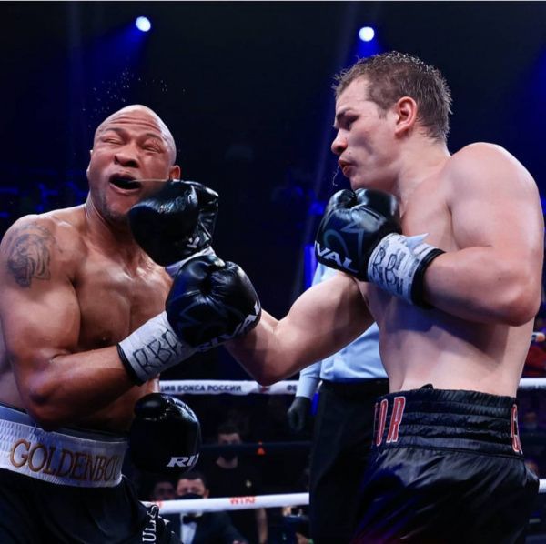 Фёдор Чудинов: Павлу Силягину против Айзека Чилембы не нужно лезть в возню в ближнем бою