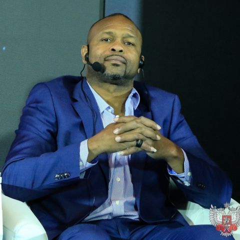 Рой Джонс высказался о бое между Федором Чудиновым и Айзеком Чилембой