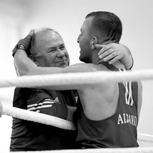 Федерация бокса России выражает соболезнования в связи со смертью тренера сборной Албании Скендера Курти