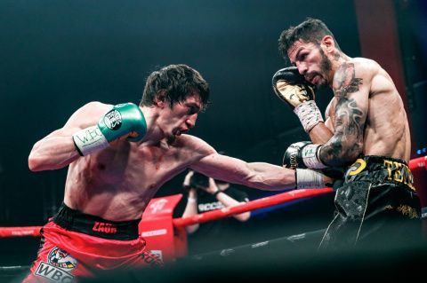 Заур Абдуллаев в Екатеринбурге победил Хорхе Линареса