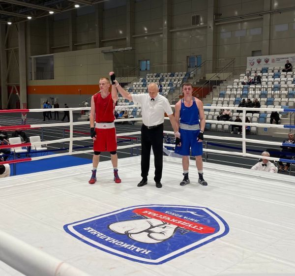 В Красноярске прошли полуфинальные поединки Всероссийских соревнований среди студентов 