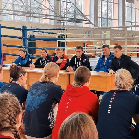 Олег Саитов, Раимкуль Малахбеков, Александр Колесников и Ахмедхан Адилов провели мастер-класс для боксёров сборной России