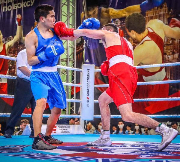 В Москве прошёл чемпионат города по боксу среди мужчин и среди женщин