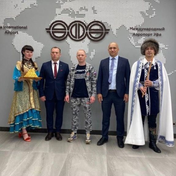 Алексей Тищенко и Софья Очигава стали почётными гостями на Всероссийском олимпийском дне в Уфе