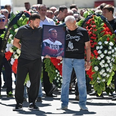 В Волгограде простились с Александром Сергеевичем Черноивановым