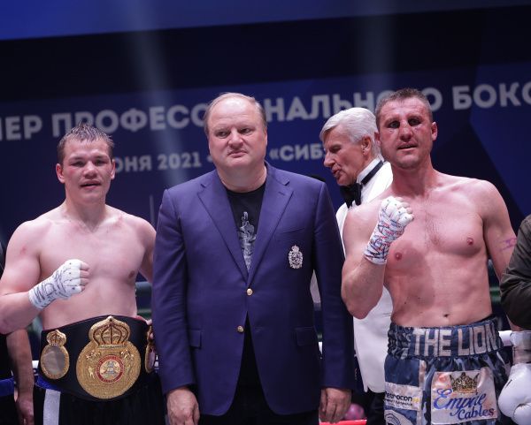 АЛОЯН И ЧУДИНОВ: ОБА В ДАМКАХ