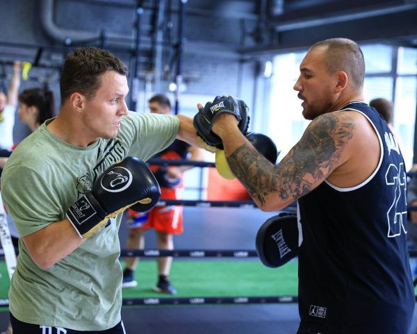 Прошла открытая тренировка участников боксёрского шоу 13 августа