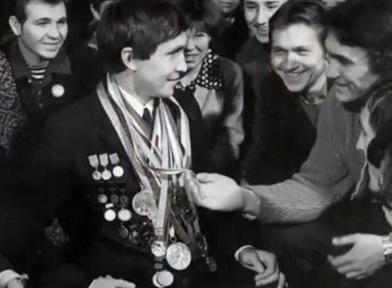 Валерий Львов: Два года выступал со сломанным ребром!