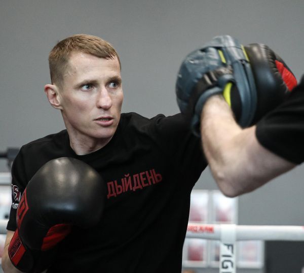 Алексей Папин и Эдуард Трояновский рассказали о своих боях 2 апреля в Москве