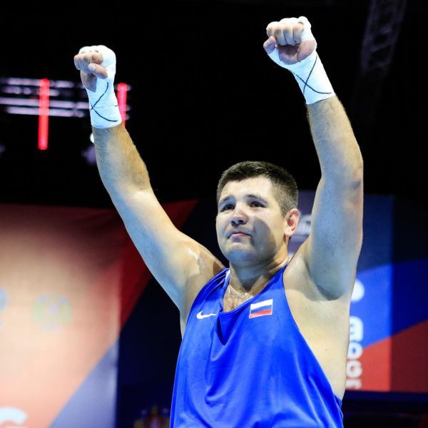 Максим Бабанин 26 ноября в Москве проведет дебютный бой по профессионалам