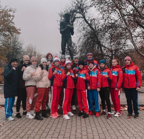 Первенство Европы в Софии: у юношей ещё пять побед, девушки - приготовились