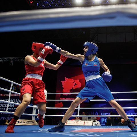 Итоги пятого дня чемпионата России по боксу среди женщин и расписание на полуфиналы