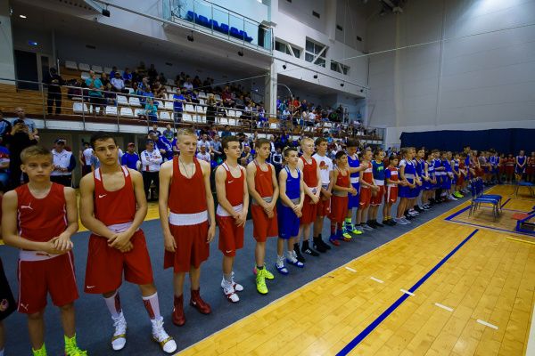 Первенство России по боксу среди юношей и девочек 13-14 лет открыто в Анапе