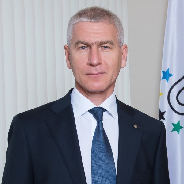 Поздравляем с днем рождения Олега Васильевича Матыцина