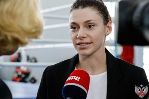 Софья Очигава: Магомедалиева может сломать любого соперника