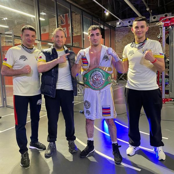 Гор Хачатрян победил Дмитрия Михайленко и завоевал пояс WBC Asia Continental