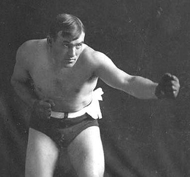 (НЕ)ЗАКОНОРОЖДЕННЫЙ ЧЕМПИОН ТОММИ БЕРНС