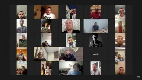 Умар Кремлёв провел видеоконференцию с ведущими российскими боксерами-профессионалами 