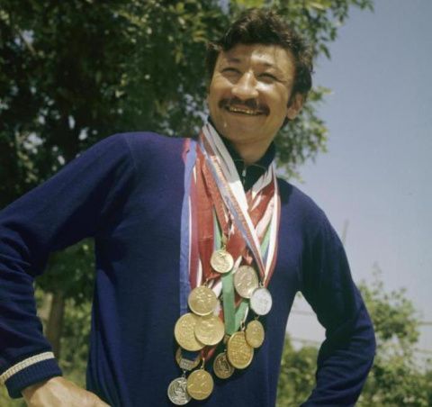 Поздравляем Руфата Асадовича Рискиева с Днём рождения!