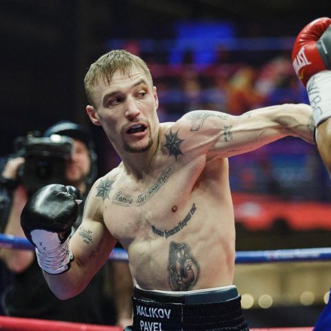 Россияне Заур Абдуллаев и Павел Маликов проведут бой 22 августа в Екатеринбурге