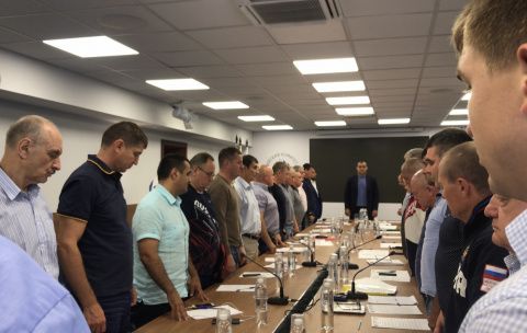 Тренерский совет Федерации бокса России начался с минуты молчания по Максиму Дадашеву