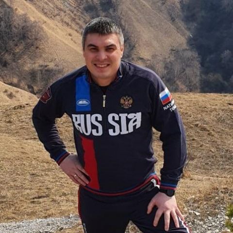 Поздравляем Владимира Фархутдинова