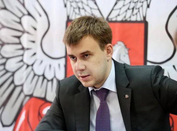 Генеральный секретарь Федерации бокса России Кирилл Щекутьев и руководители УФО приняли участие в совещании в Магнитогорске