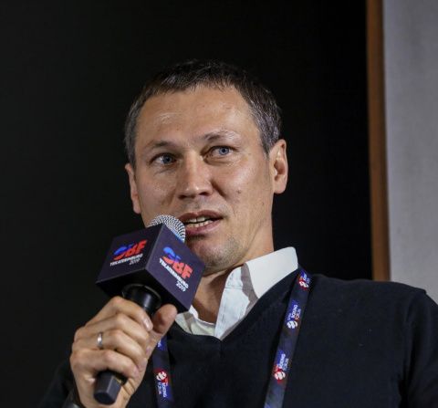 Большое интервью Олега Саитова перед стартом чемпионата мира: воспоминания об Олимпиадах, мотивации и фильмах о спорте