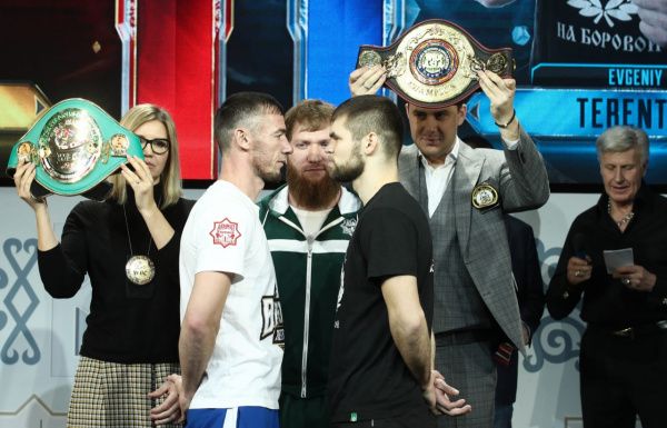 Итоги взвешивания турнира по профессиональному боксу "Время легенд: Москва"