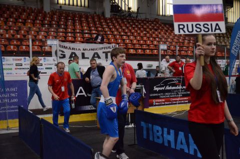 В Румынии прошел четвертый день первенства Европы по боксу среди юношей и девушек 15-16 лет