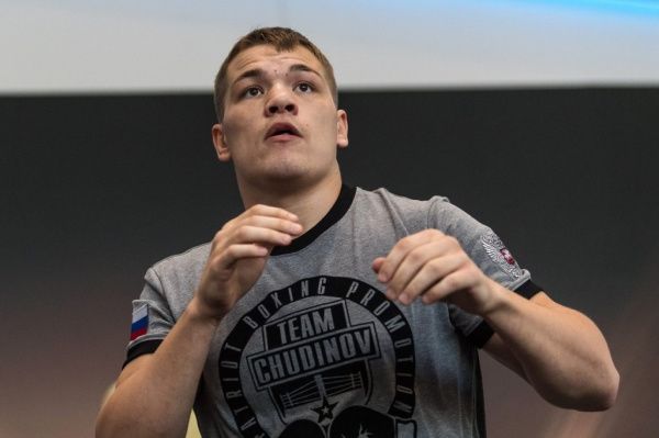 Открытая тренировка участников боев на Красной площади состоится в ТРЦ "Океания" 