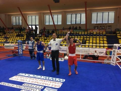 В Румынии прошел второй день первенства Европы по боксу среди юношей и девушек 15-16 лет