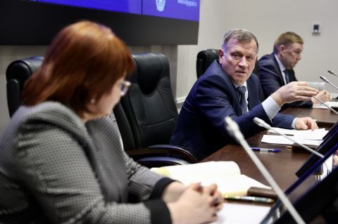 Первый заместитель генерального секретаря Федерации бокса России Татьяна Кириенко и первый заместитель губернатора Волгоградской области Валерий Бахин обсудили перспективы развития бокса в регионе