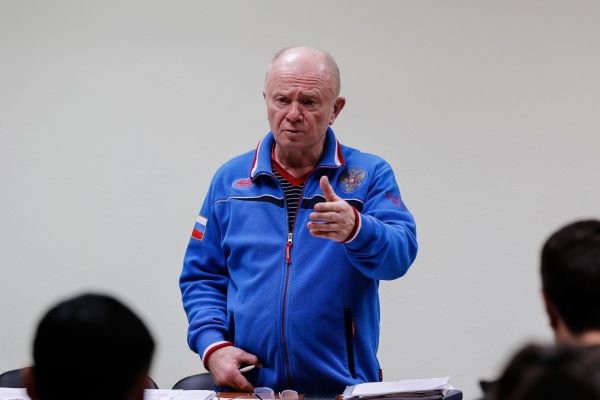 На озере Круглом состоялось совещание главного тренера женской сборной России по боксу с членами национальной команды